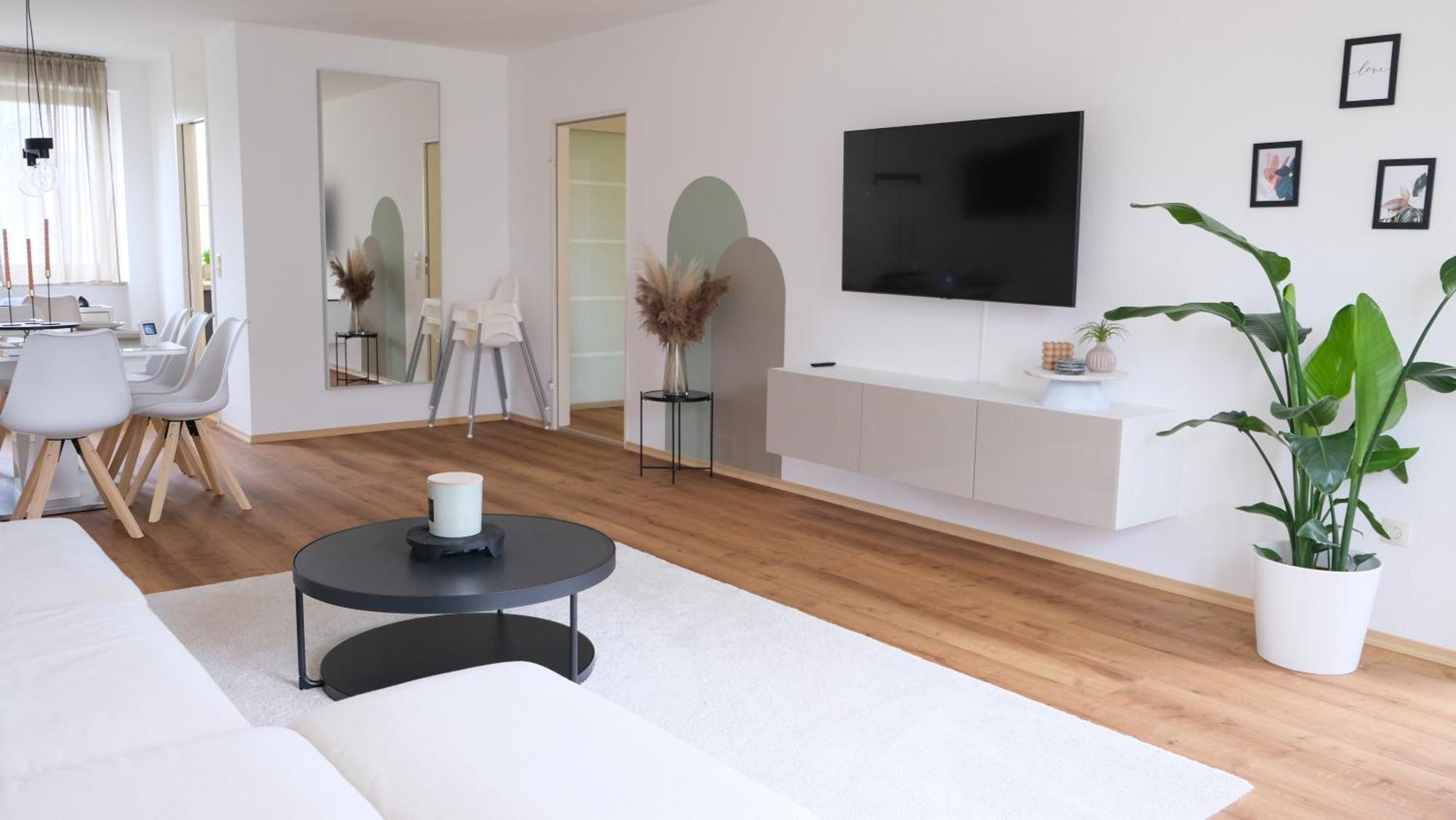 Apartment Casa Luxe - 120qm - Zentral - Familienfreundlich - Parkplatz - 5km Zum Legoland Günzburg